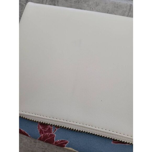 Rachel Pally Floral Canvas and Vegan Leather Reversible Clutch - Picture 5 of 10